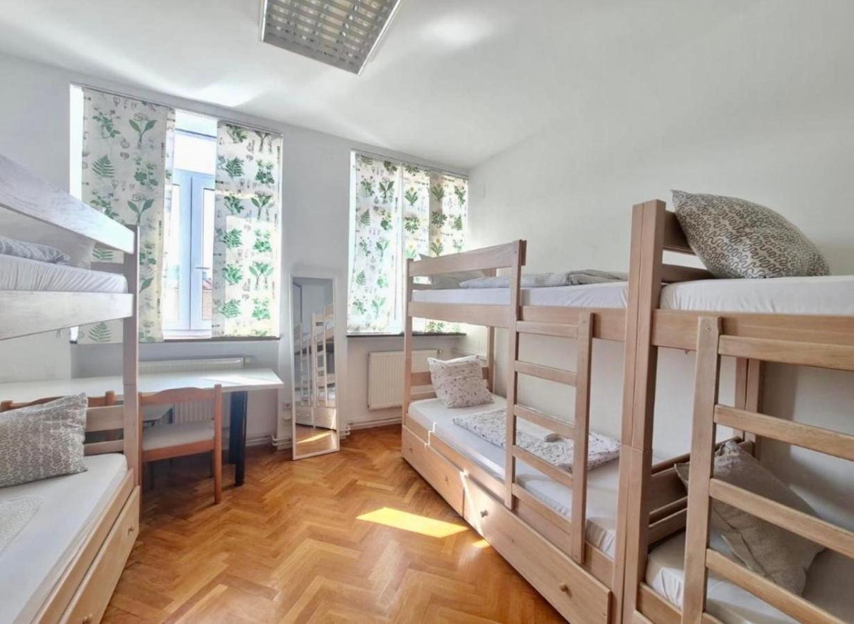 Bishnu Hostel Zagreb Exterior photo